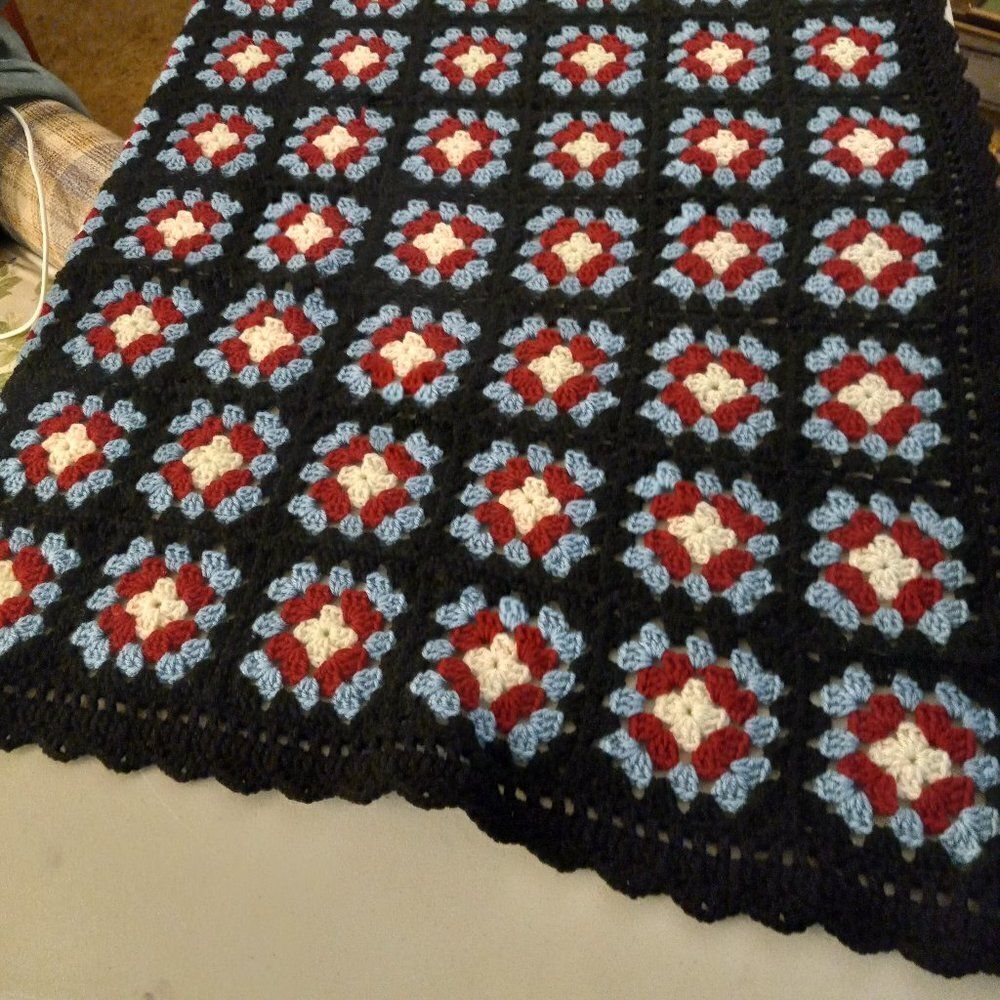 Vintage 65 X 43 inch Handmade Granny Squares Afghan